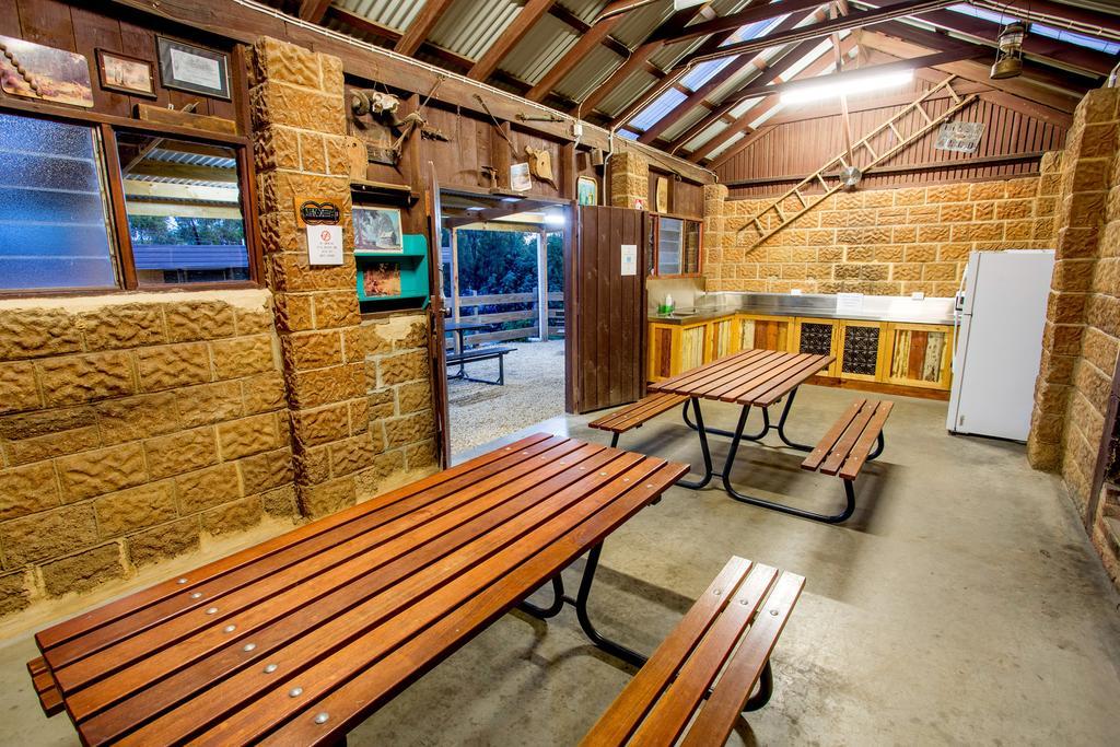 Big4 Castlemaine Gardens Hotel Kültér fotó